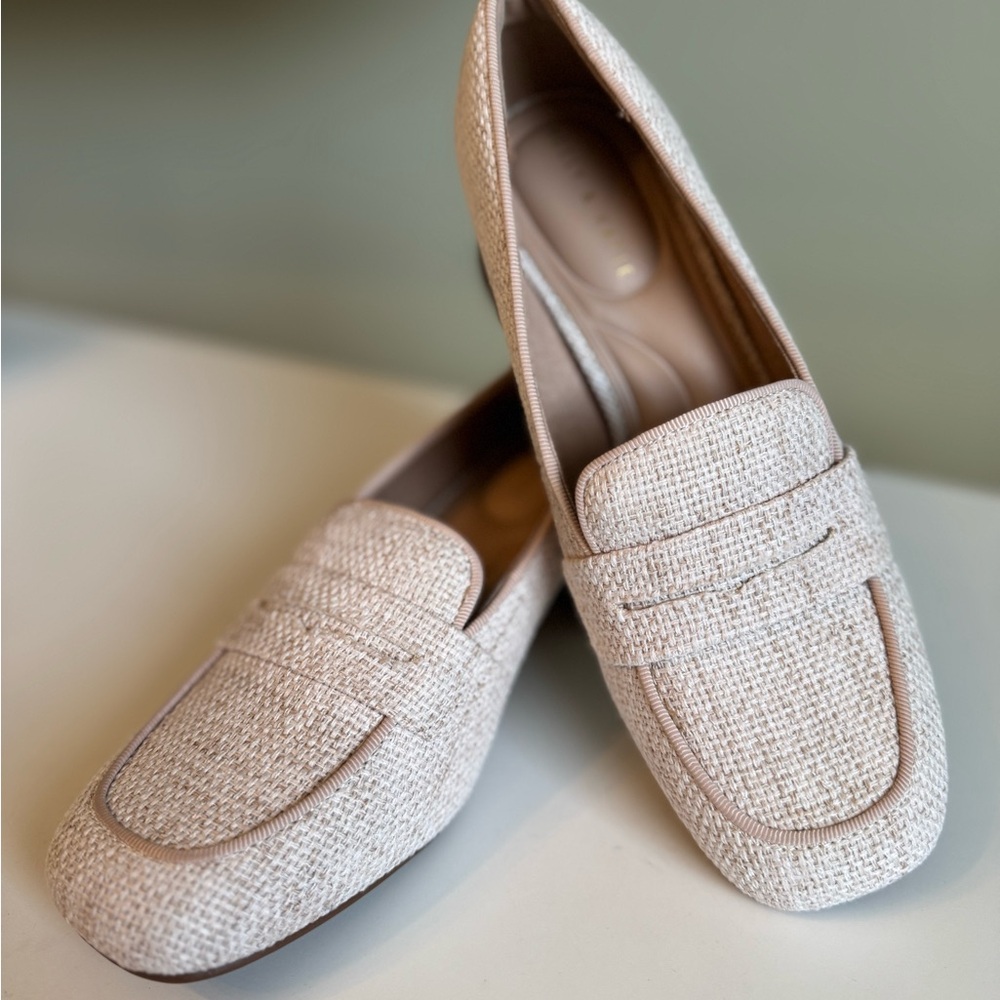 *NWOT* Kelly & Katie Paylyn Block Pump